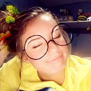 Meet your Posher, Tessa